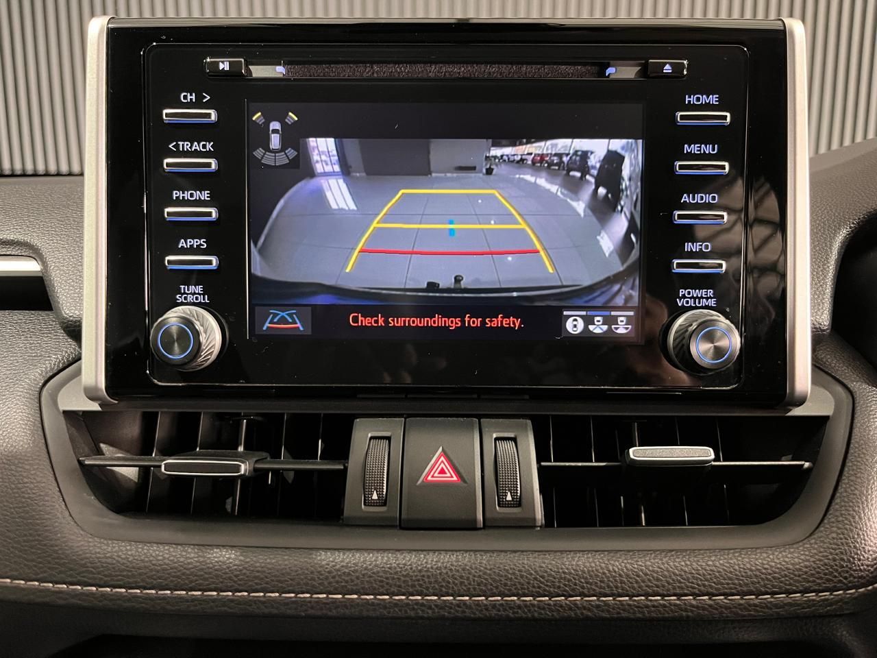 TOYOTA FORTUNER FORTUNER 2.4GD-6 4X4 A/T - 20