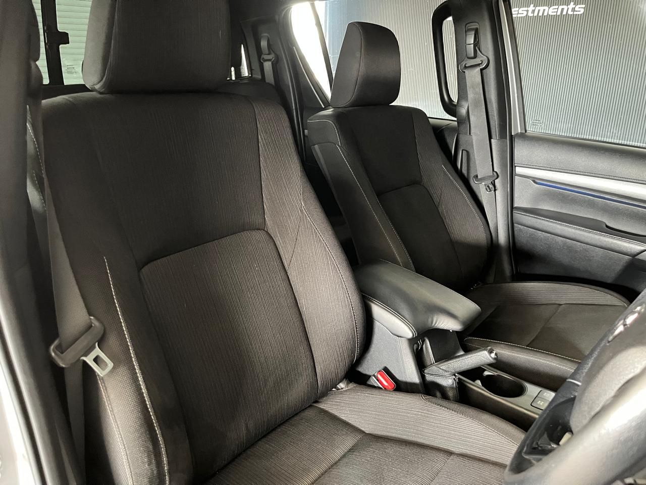 Toyota Hilux 2.8 GD-6 RB Legend P/U D/C Hilux 2.8 GD-6 RB Legend P/U D/C