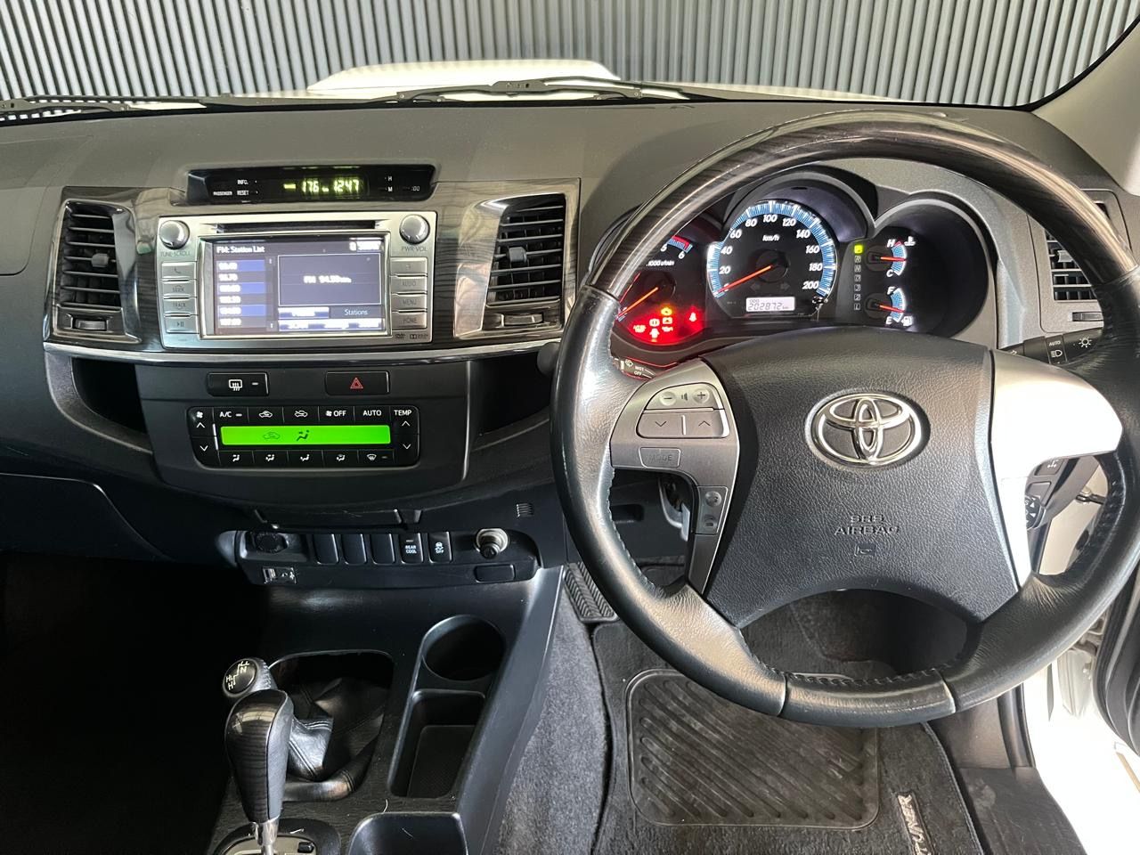 Toyota Fortuner 3.0D-4D 4x4 A/T Fortuner 3.0D-4D 4x4 A/T