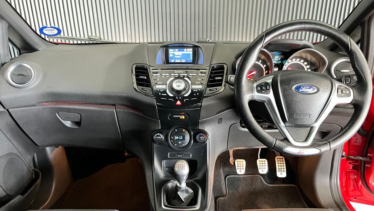 Ford Fiesta 1.6 Ecoboost GDTI Fiesta 1.6 Ecoboost GDTI