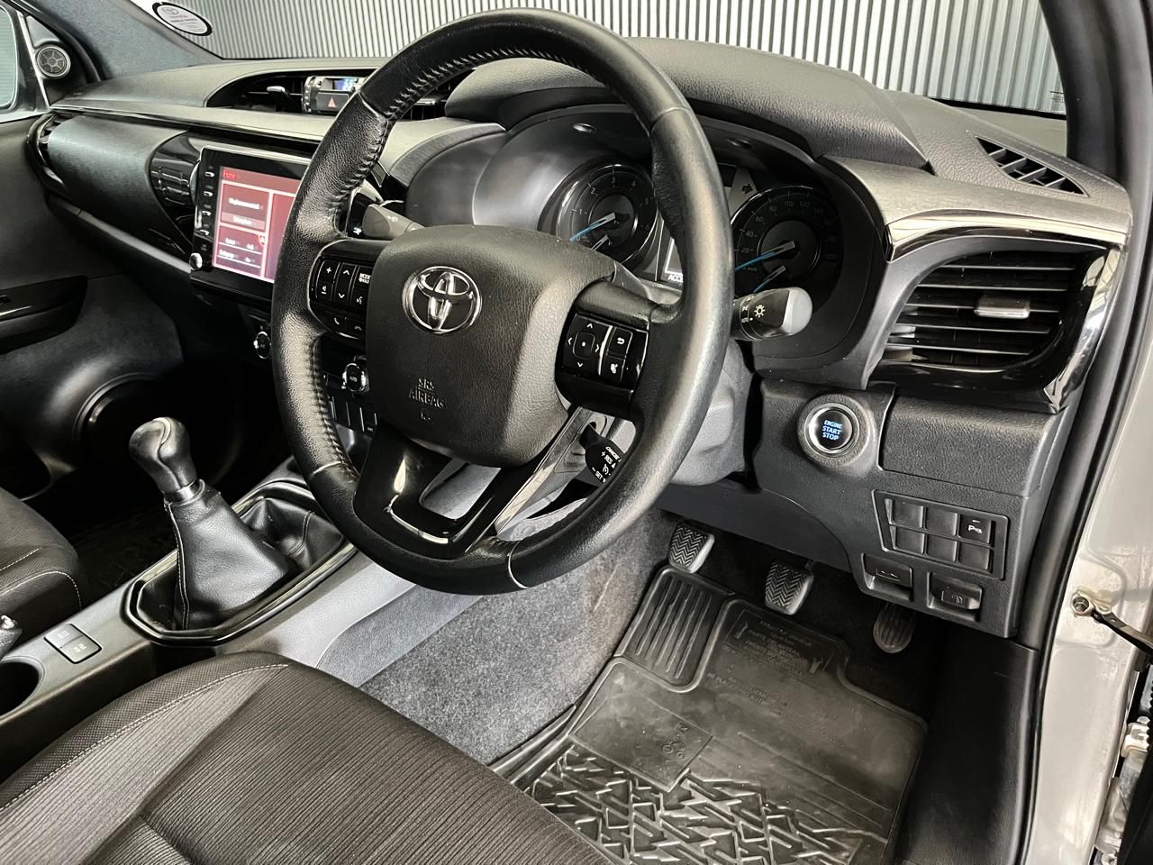 Toyota Hilux 2.8 GD-6 RB Legend P/U D/C Hilux 2.8 GD-6 RB Legend P/U D/C