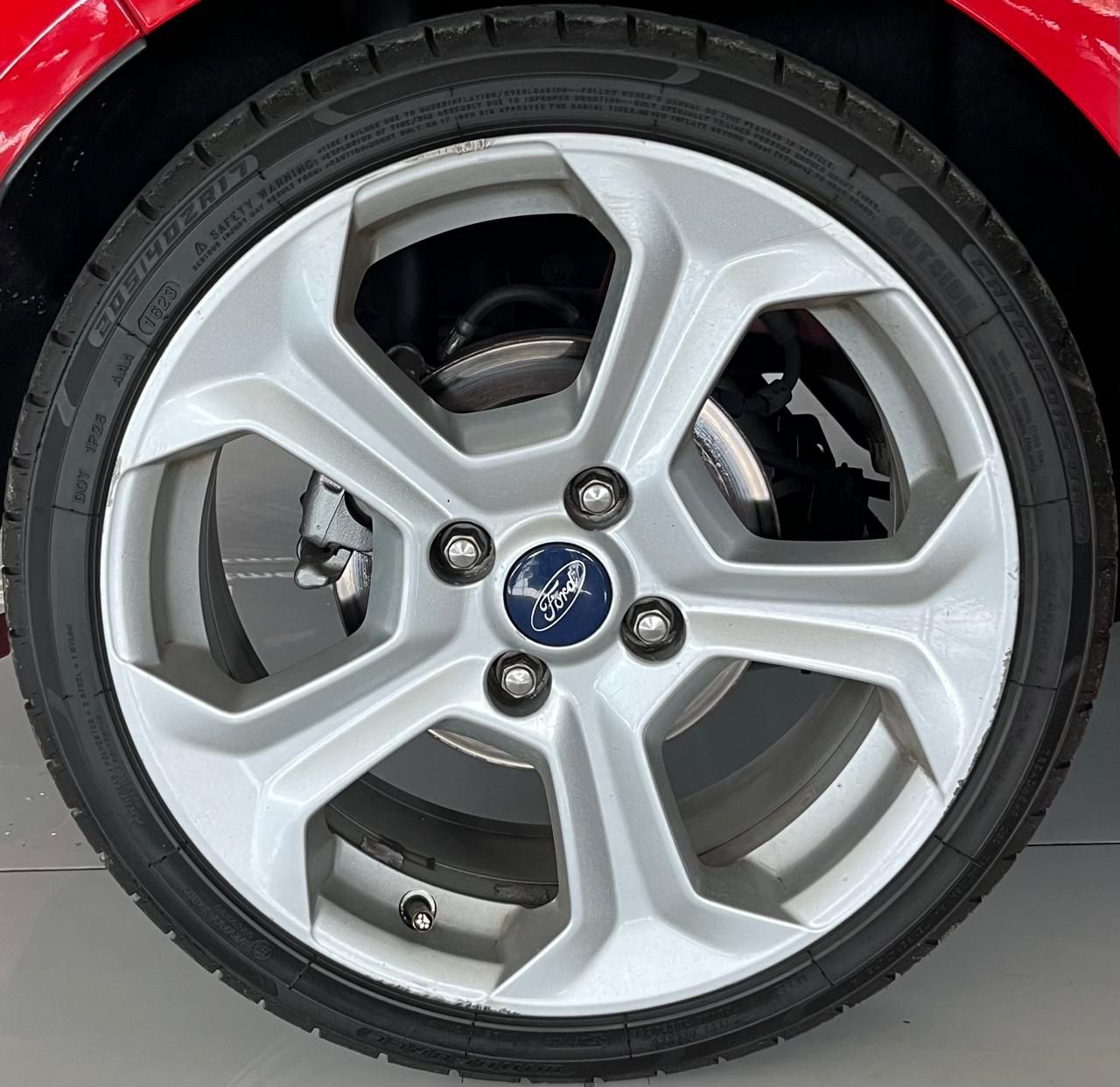 Ford Fiesta 1.6 Ecoboost GDTI Fiesta 1.6 Ecoboost GDTI