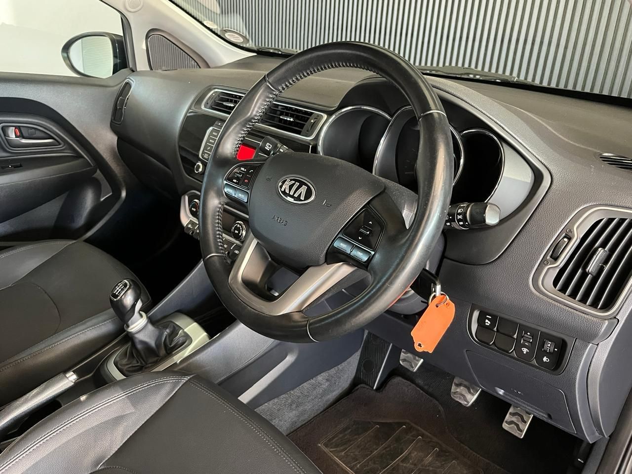 KIA RIO 1.4 TEC