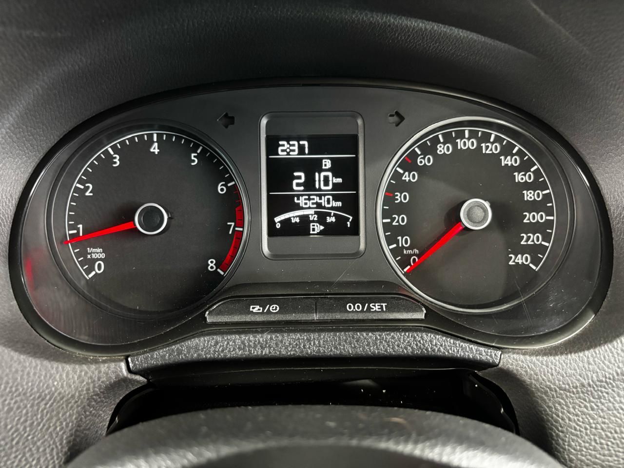 VOLKSWAGEN POLO VIVO HATCH 1.6 HIGHLINE