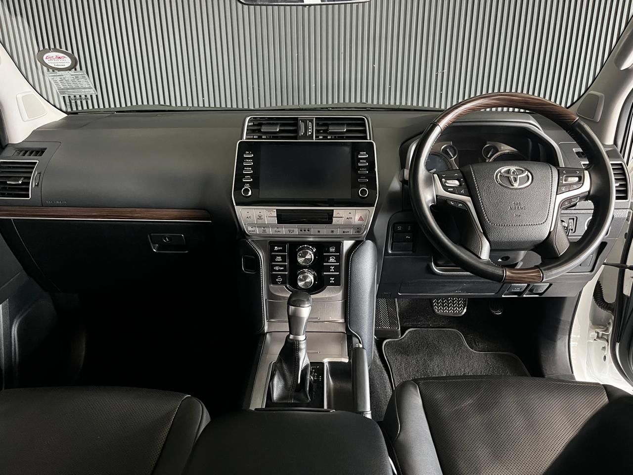 TOYOTA LAND CRUISER PRADO 2.8GD VX-L LAND CRUISER PRADO 2.8GD VX-L