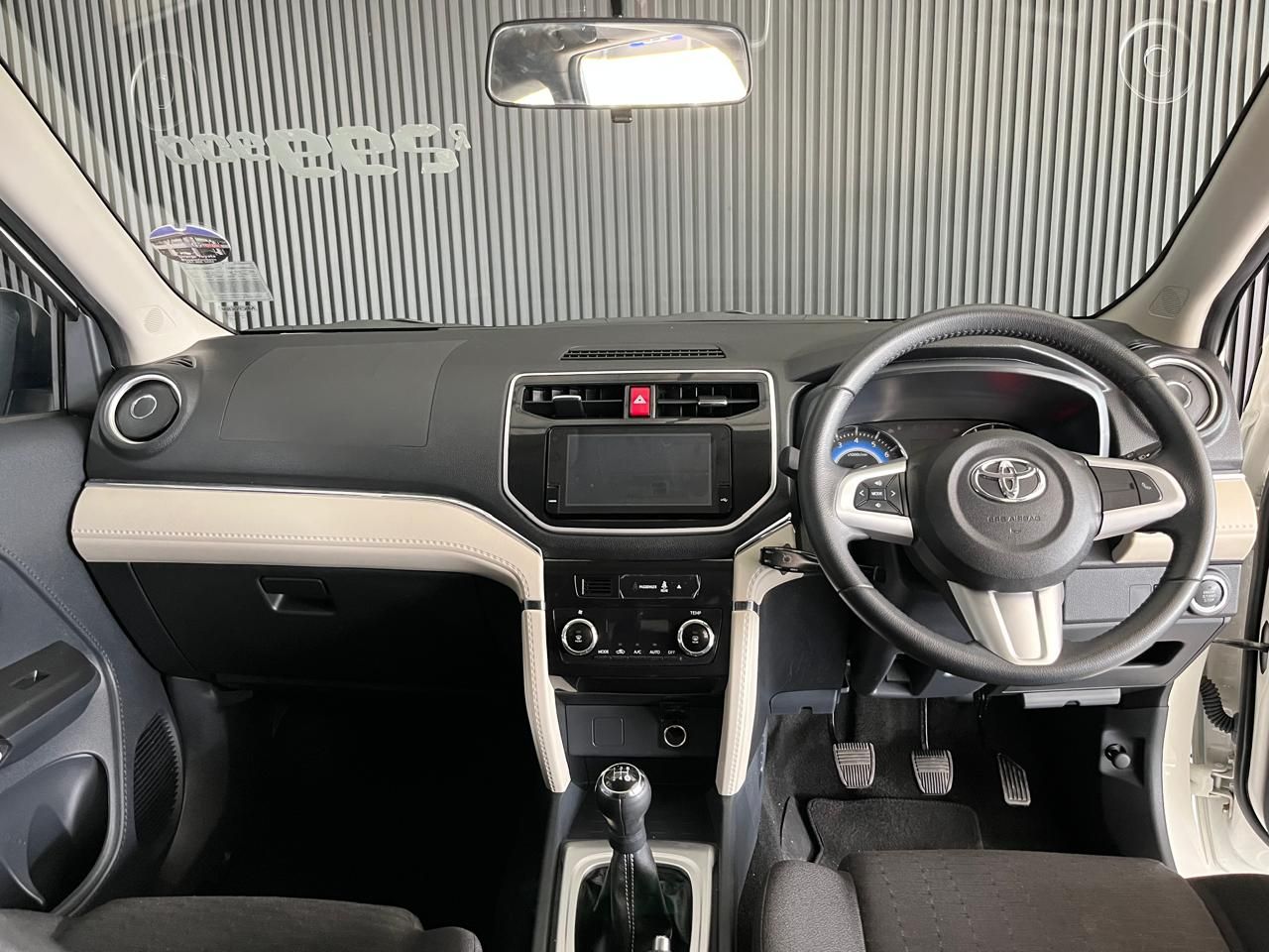 TOYOTA RUSH 1.5 RUSH 1.5