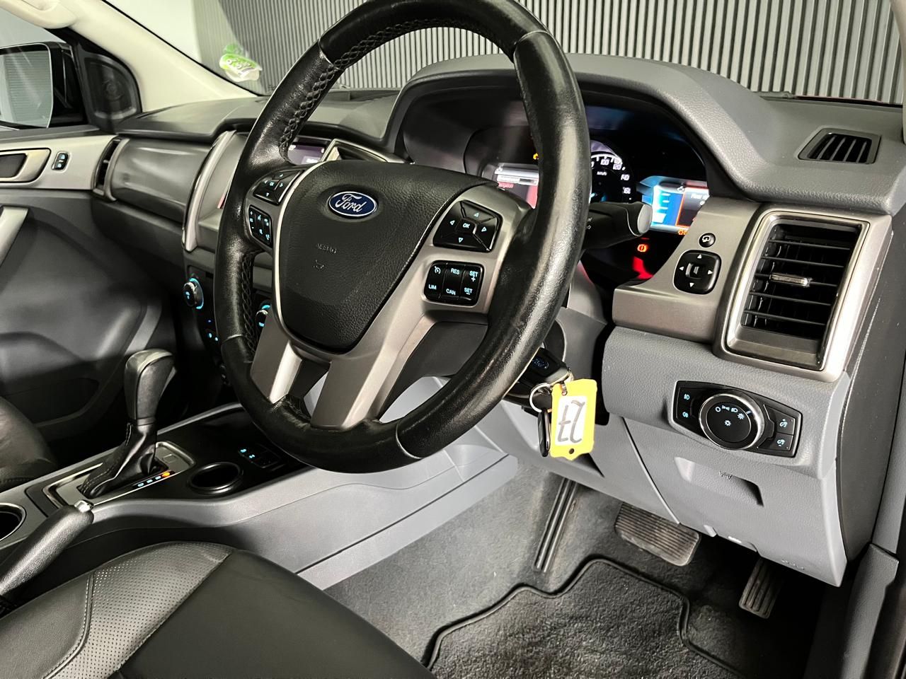 Ford Everest 3.2 TDCI XLT Auto Everest 3.2 TDCI XLT Auto