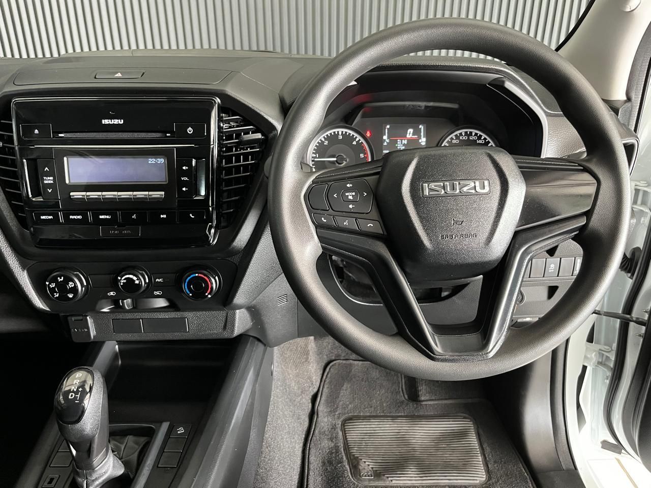 Isuzu D-Max 1.9 DDI HR L   A/T D/C P/U D-Max 1.9 DDI HR L   A/T D/C P/U