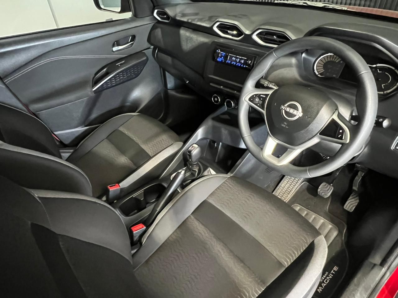Nissan Magnite MC 1.0 Visia AMT Magnite MC 1.0 Visia AMT - 13